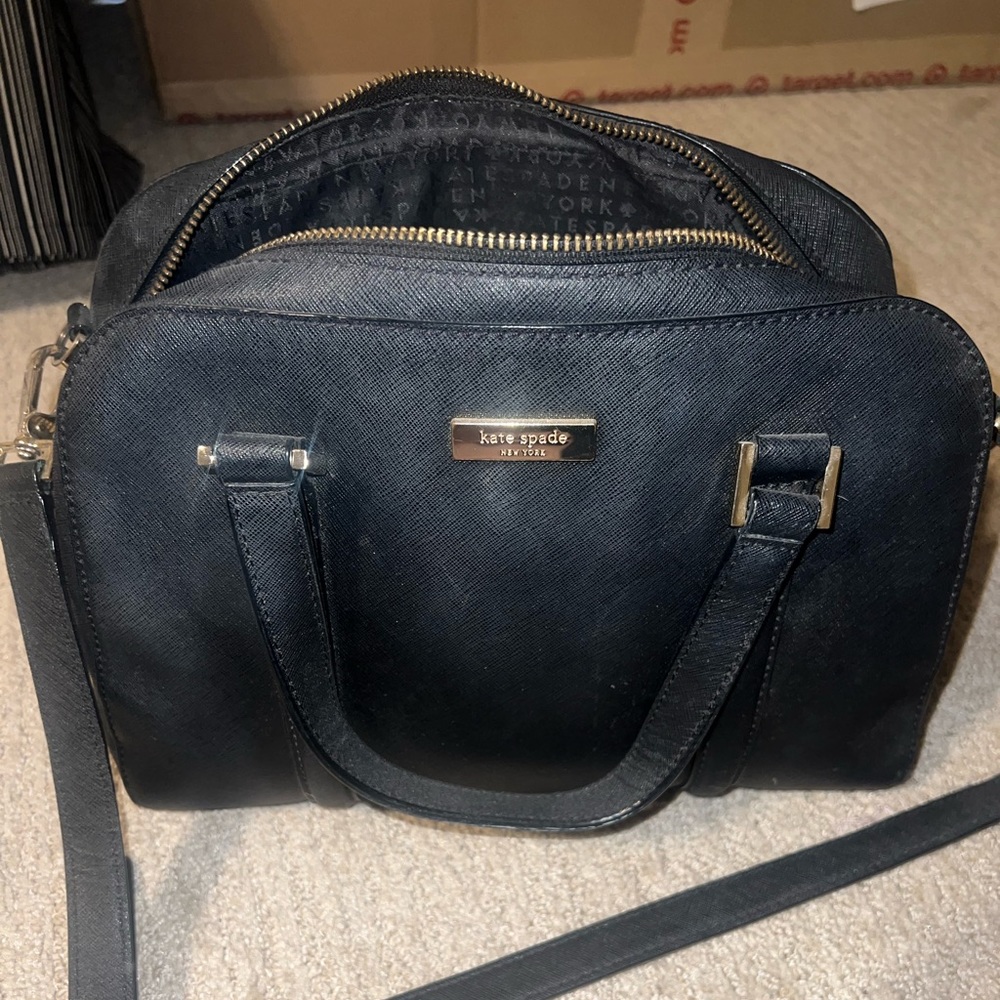 Kate spade large purse bag - slightly used.